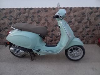 Piaggio Vespa Primavera