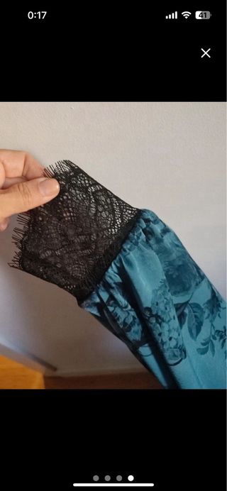 Blusa azul satinada Zara Talla S