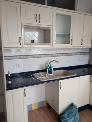 Mueble de cocina completo beige