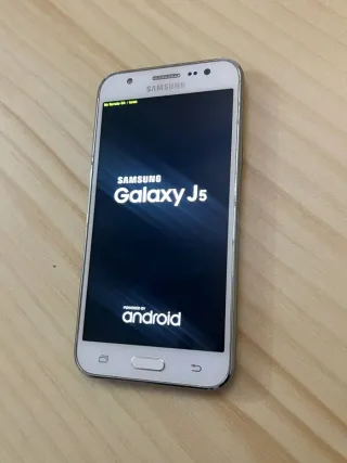 Samsung Galaxy J5 16GB . Libre 