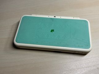 New Nintendo 2DS XL Edición Animal Crossing