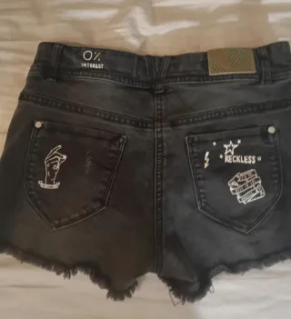 Shorts vaqueros negros Beckaro