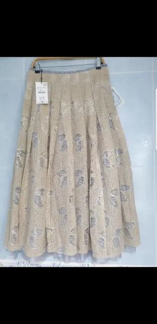 Falda combinada punto lentejuelas zara 