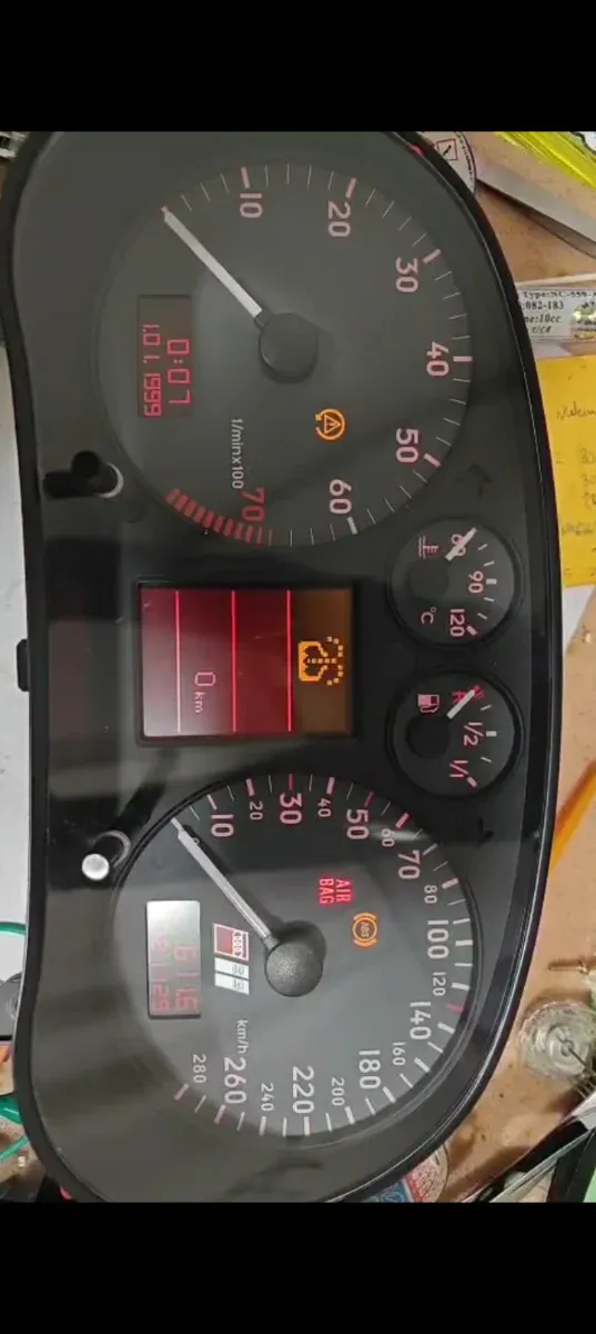 Cuadro Instrumentos Audi S3 8L Reconstruido.