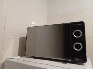 Microondas Cecotec Espejo Negro