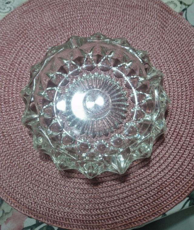 Cenicero de cristal labrado