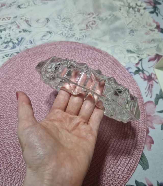 Cenicero de cristal labrado