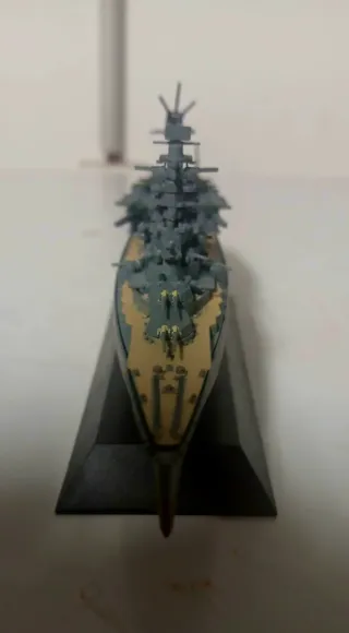 Maqueta acorazado IJN Ise 1944