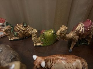 Belén completo de escayola años 80. 39 figuras