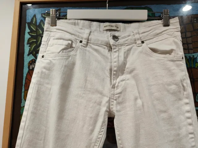 Pantalón vaquero blanco elástico Marca Brotes