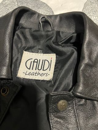 Chaleco de cuero GAUDÍ negro