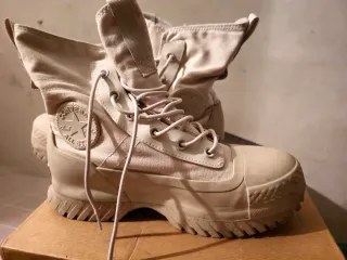 Botas Converse Beige