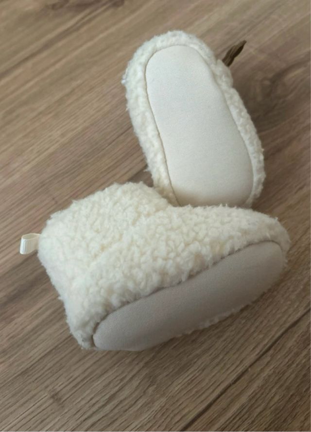 Botitas de pelo para bebé