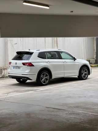 Volkswagen Tiguan R-Line Allspace 150cv DSG
