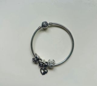 Pulsera Pandora Plata con Charms