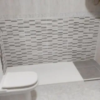 Albañil y fontanero
