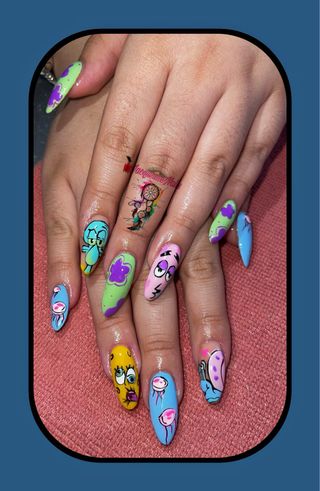 Manicura 
Pedícura
pestañas 