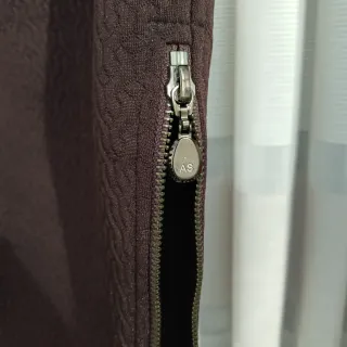 Saia castanha Ana Sousa T-34 fecho lateral