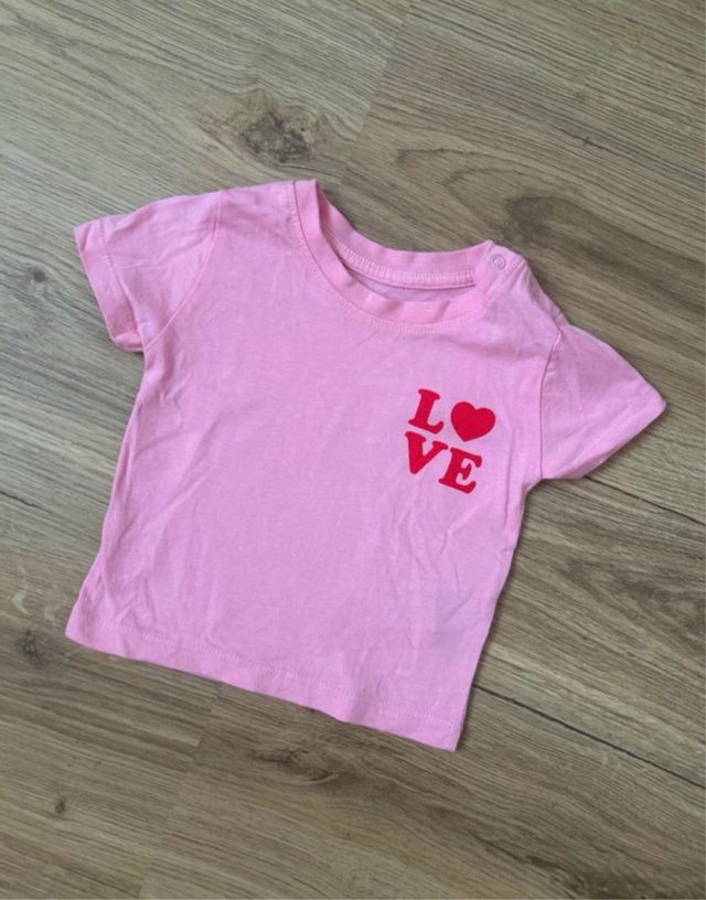 Camiseta bebé Love rosa