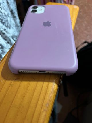 iPhone 11 74% Capacidad Batería negociable 