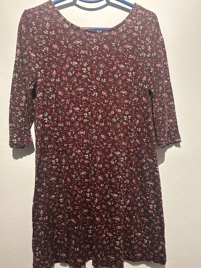Vestido floral Pull&Bear manga 3/4