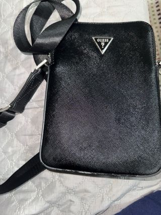 Bolso Guess USA Negro Hombre