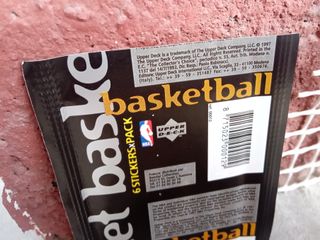 SOBRE PAQUETE NBA STICKERS 1997 SIN ABRIR NUEVO