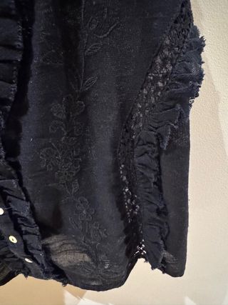 Top Zara Negro con Volantes talla m sin estrenar