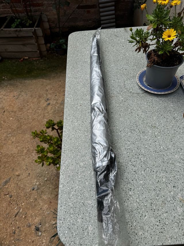 Paraguas Honda a estrenar 168 cms de diámetro.