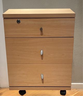 Mueble de oficina 3 cajones madera.