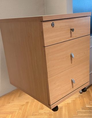 Mueble de oficina 3 cajones madera.