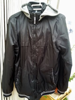 Chaqueta Cedar Wood con capucha T. 40-42