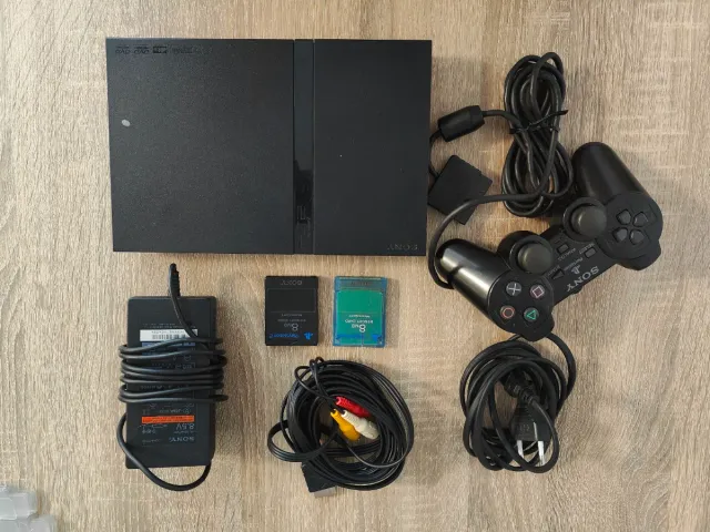 Consola Sony PS2 Negra + Accesorios