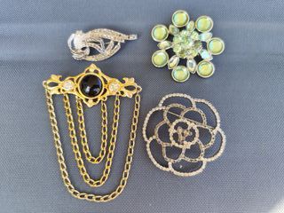 Lote 4 Broches Vintage Oro y Plata