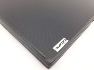 pc portatil lenovo 300 e