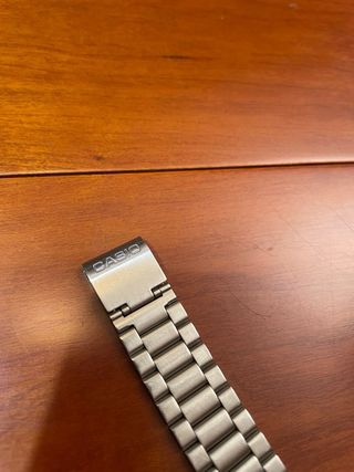 Reloj Casio B640W Plata y Negro