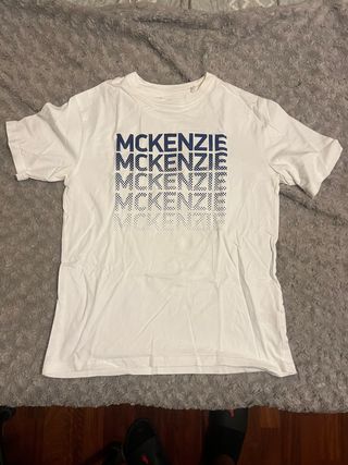 Camiseta McKenzie Blanca y Azul