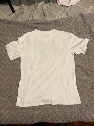 Camiseta McKenzie Blanca y Azul