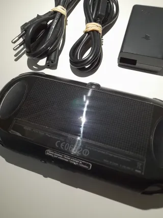 Consola PS Vita 1104 3G Negra