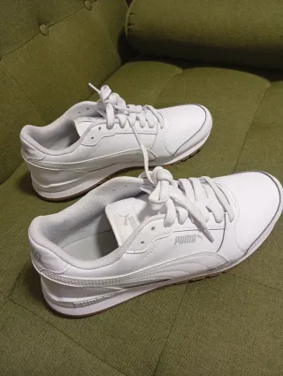 Zapatillas Puma Blancas Nuevas
