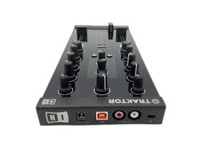 controlador midi traktor traktor z1
