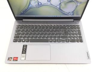 pc portatil lenovo 82ku