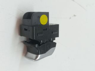 MANDO ELEVALUNAS TRASERO IZQUIERDO AUDI A3 (8V)