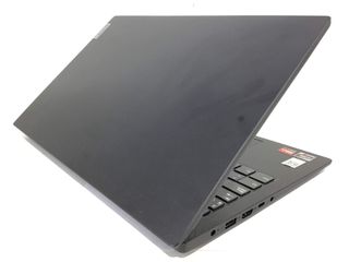 pc portatil lenovo 82yu