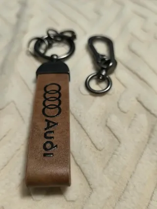 Porta-chaves Audi em pele