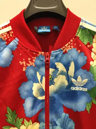 Adidas Orig. x FARM Rio – mod. Chita Flora overs.