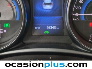 Toyota Auris 1.8 Hybrid Active 100 kW (136 CV)