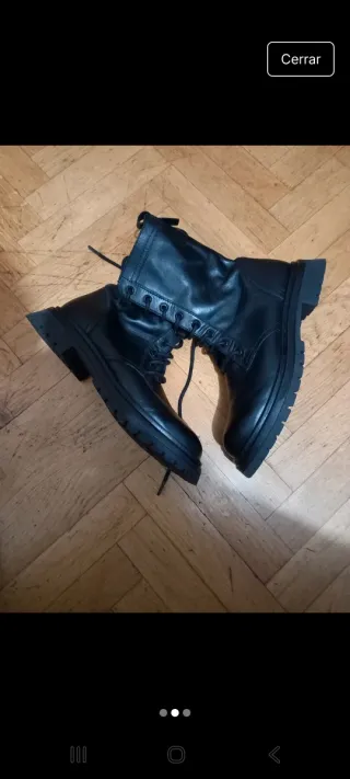 Botas Zara chica negras