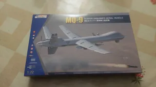 MAQUETA DRON