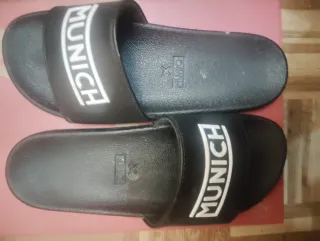 Chanclas Munich Negras